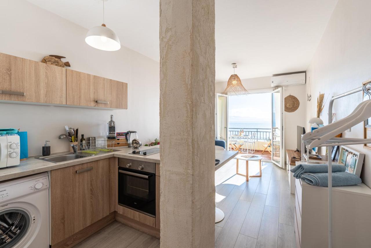 Apartment A Piaghja, Adorable Avec Vue Imprenable Sur La Ajaccio (Corsica)